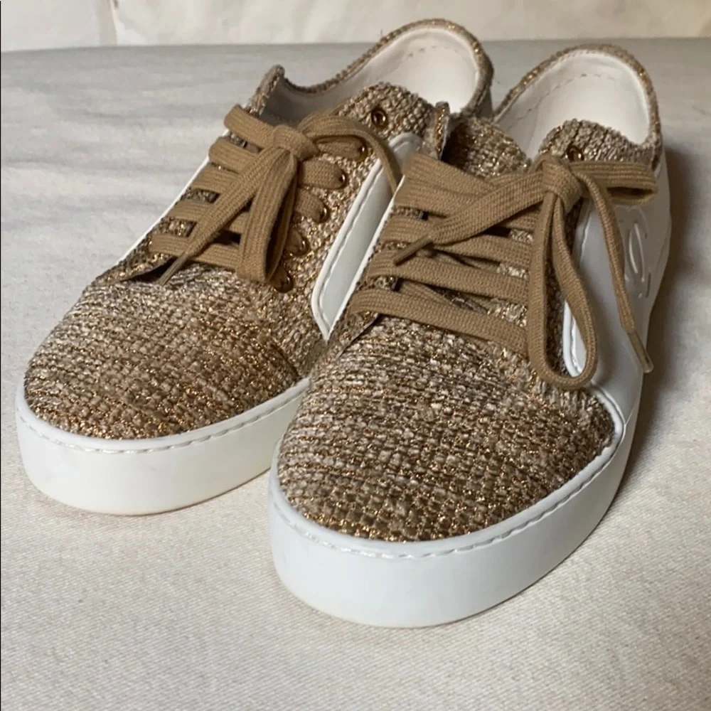 Chanel sneakers - Picture 4 of 16